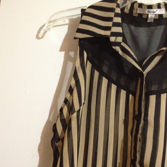 SOLD❤ - Picture 4 of 4