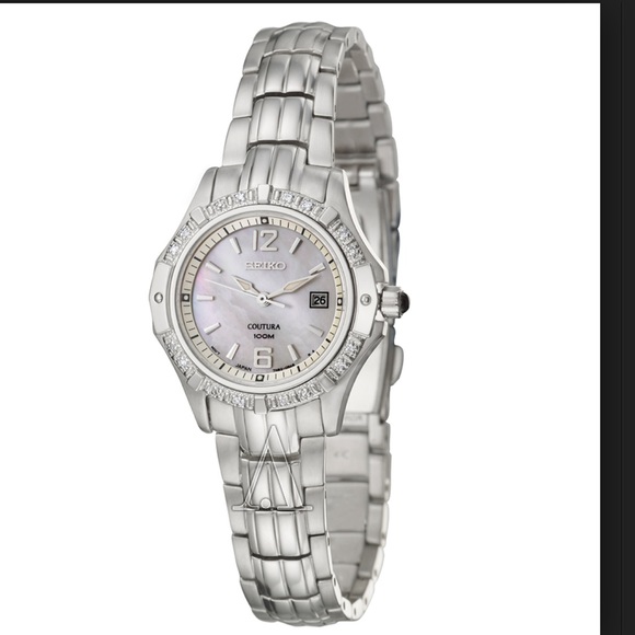 SOLD๐HP๐ diamond watch - Picture 3 of 4