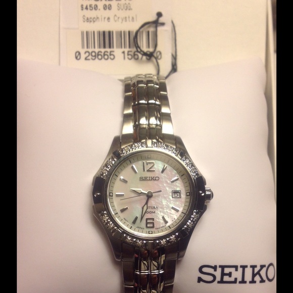 SOLD๐HP๐ diamond watch - Picture 4 of 4