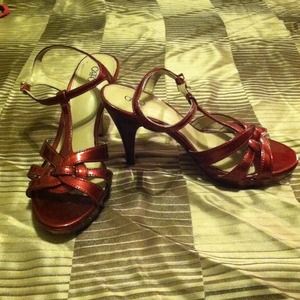 💥FINAL REDUCTION💥Sexy strappy red heels