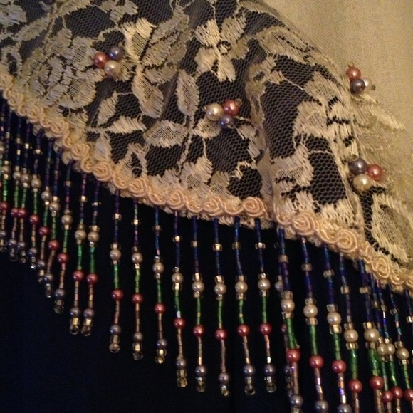 LACY AFTERNOON lace and beaded  coat Size Small. - Picture 4 of 4