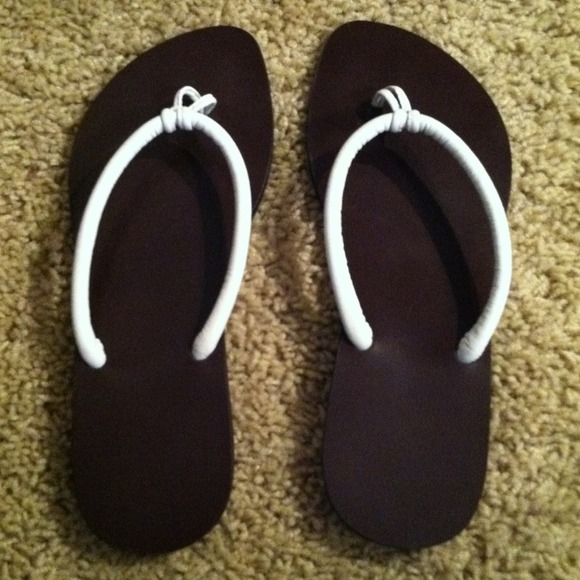 Banana Republic flip flops. Size 6