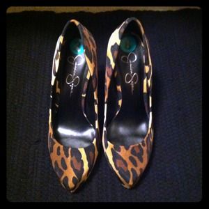 Jessica Simpson heels