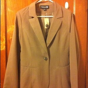 Light brown long sleeve blazer
