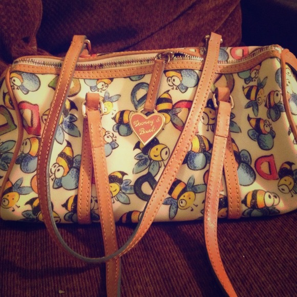 Dooney & Bourke purse
