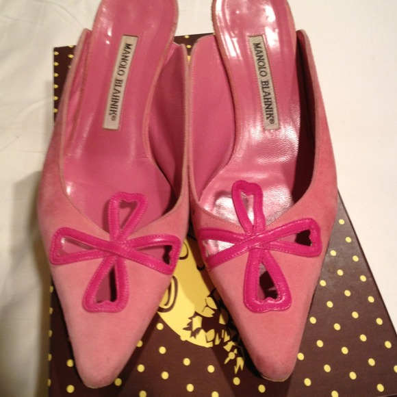 ✳Reduced!!✳Pink Manolo Blahnik kitten heels