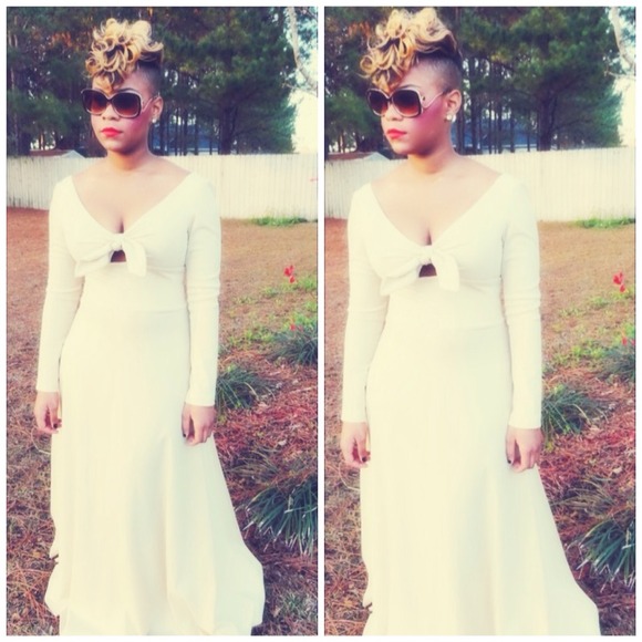 ***SOLD***Champagne Maxi - Picture 3 of 4