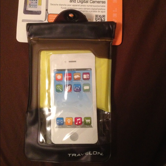 **SOLD**  Brand New Waterproof Pouch For iPhone