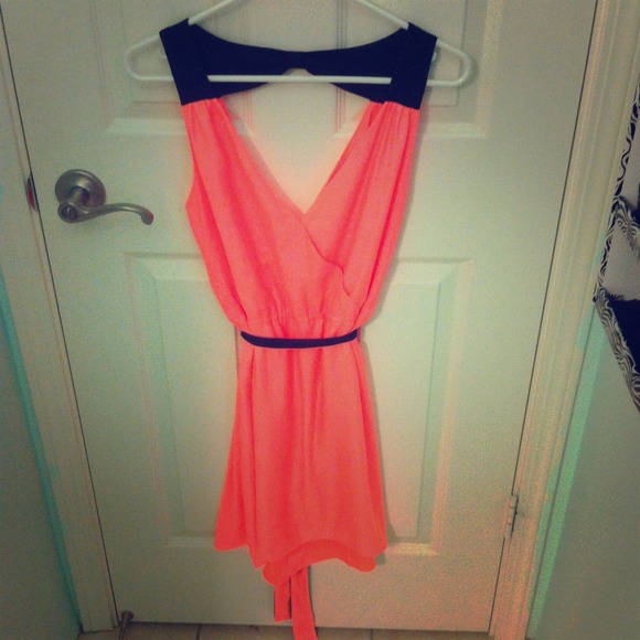 Pink and navy blue American Eagle dress