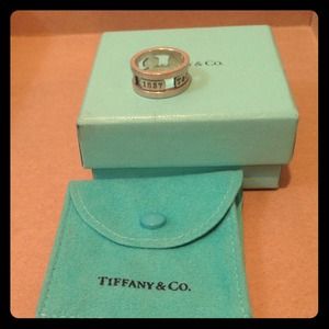 Tiffany & Co. Roman numeral ring⚡ 💕RESERVED 💕