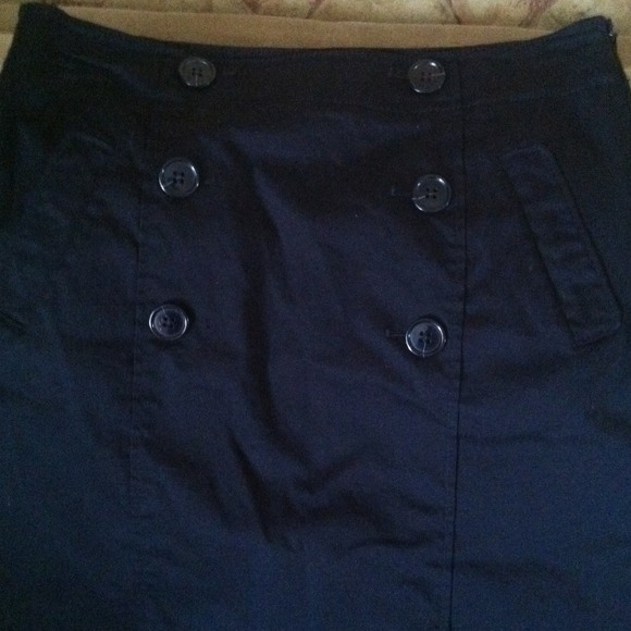 Skirt - Picture 2 of 4