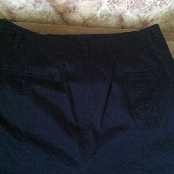 Skirt - Picture 3 of 4