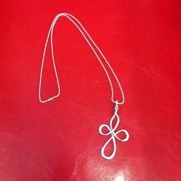 Wire cross necklace