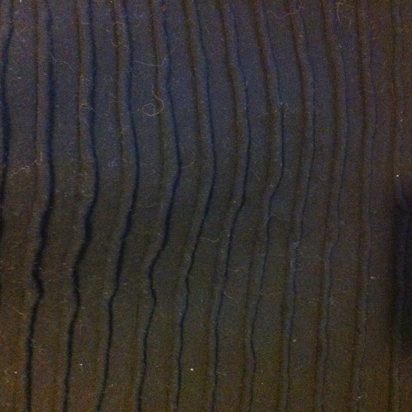 Black skirt - Picture 3 of 3