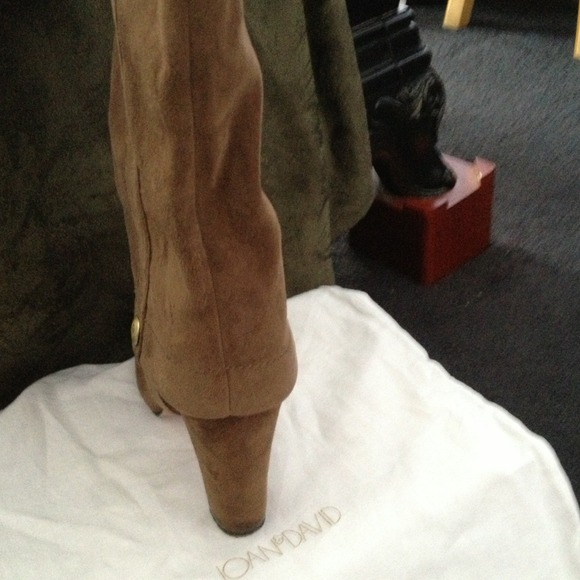 Joan & David Light brown swede boots reduced! - Picture 4 of 4