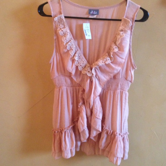 Pearl pink sleeveless cardigan