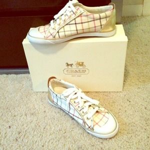 Coach tennis shoes ivory/ multi gold, size 8