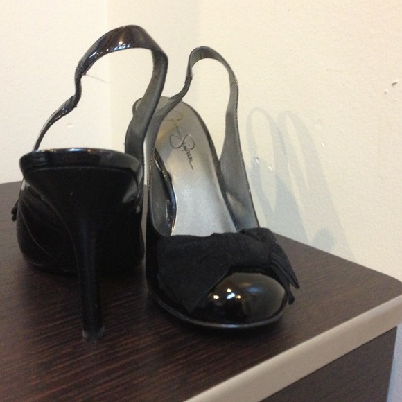 Black sling back Jessica Simpson
