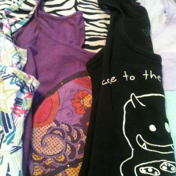 Tank top bundle!!! - Picture 3 of 4