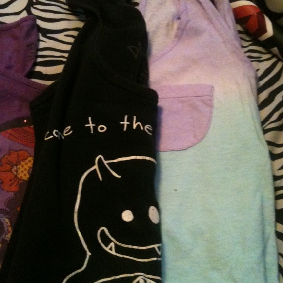 Tank top bundle!!! - Picture 4 of 4