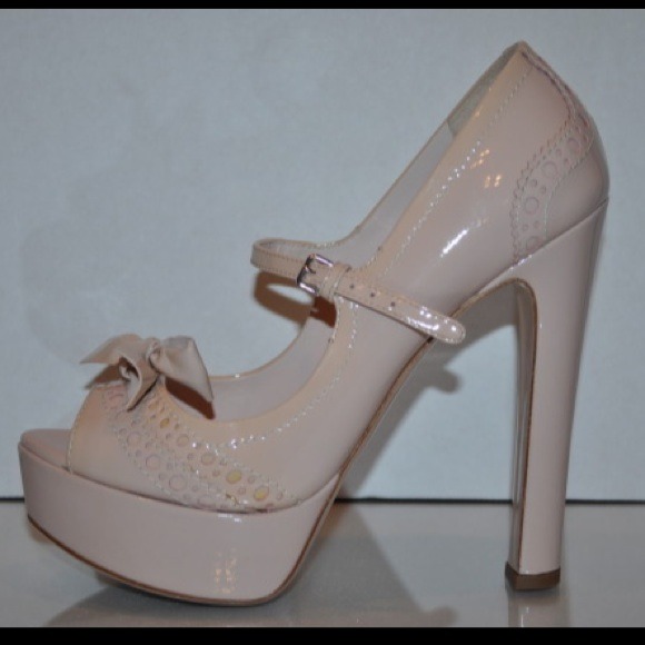 Miu miu peep toe Mary Jane. Gorgeous!! - Picture 1 of 3