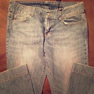 RESERVED @ali_she VS London Jean Flare