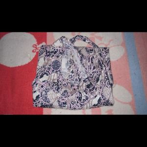 Abstract tank
