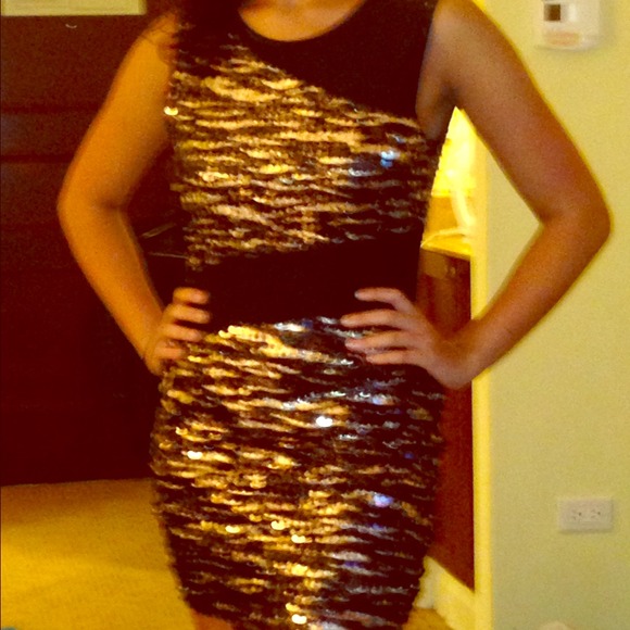 Short gold sequin dress