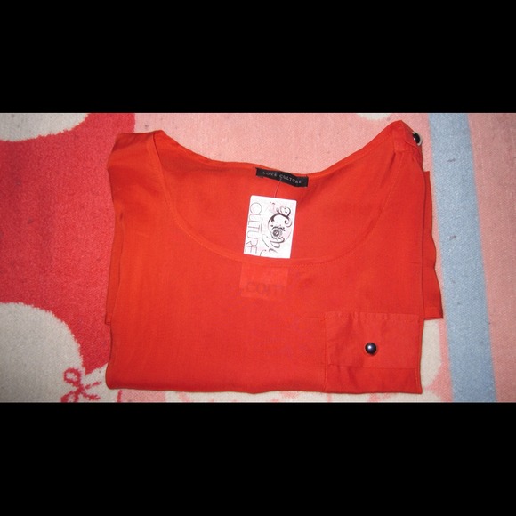 Orange top