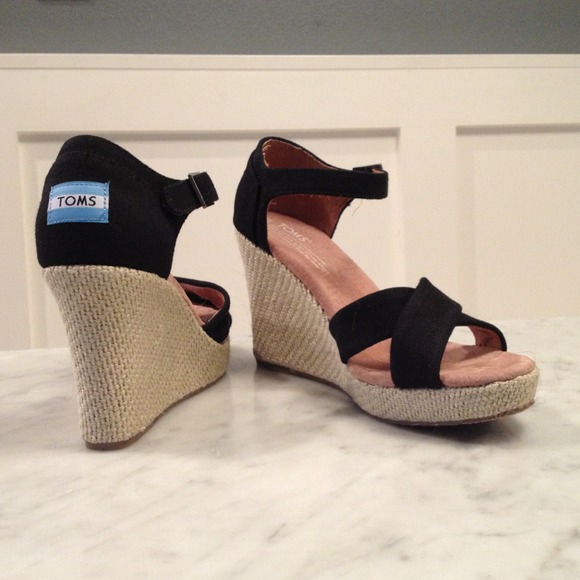 TOMS Canvas Sandal