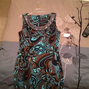 Size 10 never worn beautiful cocktail dress