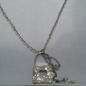 Key lock necklace