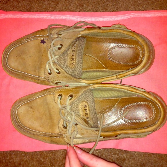Tan Leather Sperry ( Top - Sider )