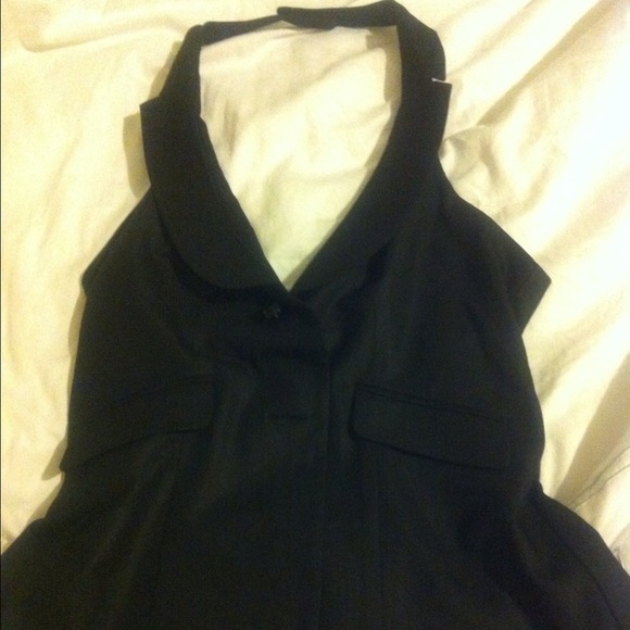 Halter black vest