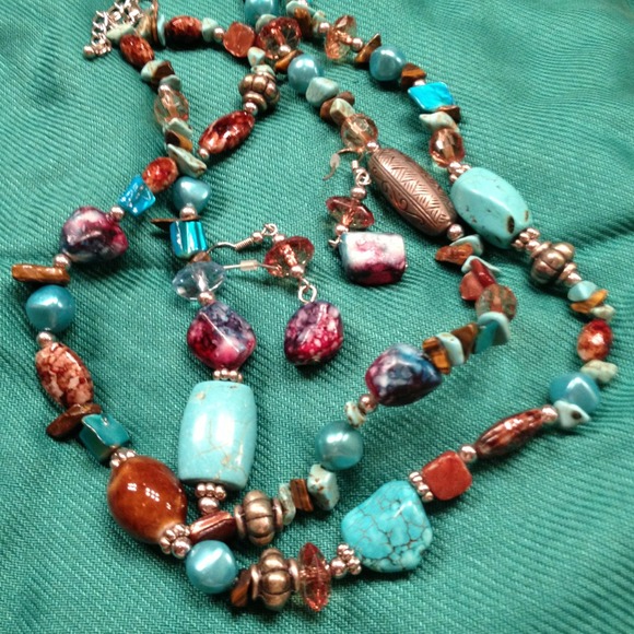 Necklace/earring set