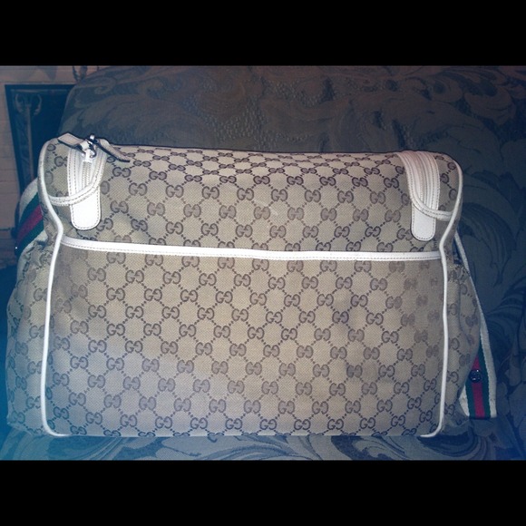 Authentic Gucci diaper bag - Picture 2 of 4