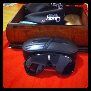 ⛔SOLD⛔ @mariiii86 Carrera Aviator sunglasses!!