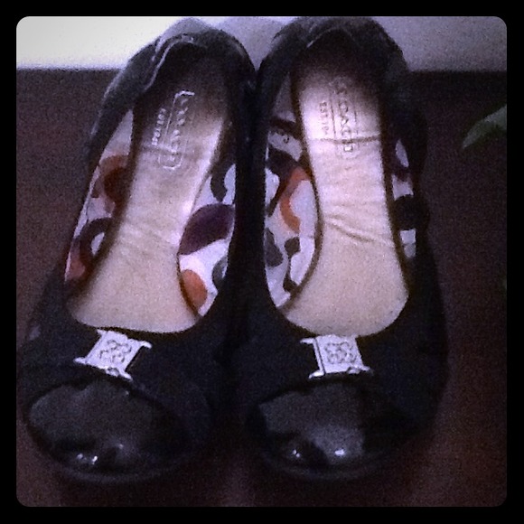 🍒🍒Authentic coach flats