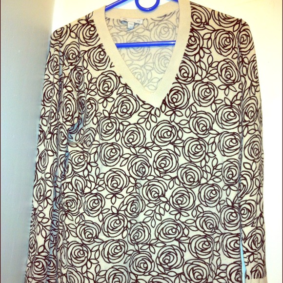 Gap rose sweater- sooo soft- large cream & black