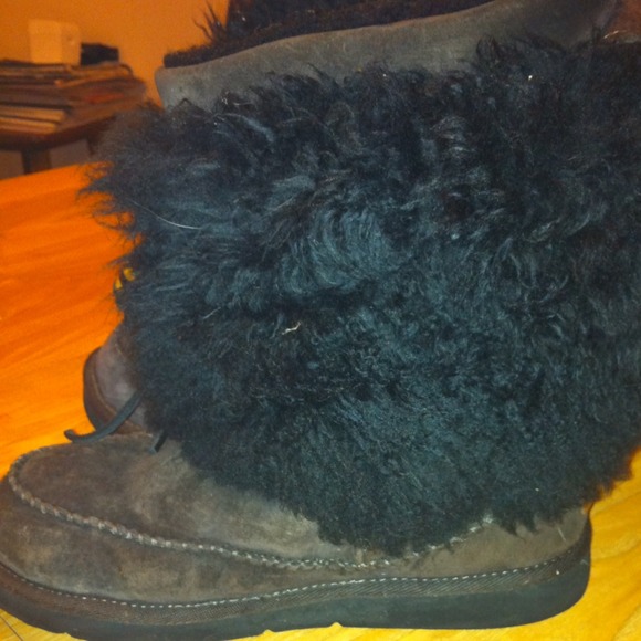 Authentic and Unique Uggs! - Picture 2 of 3