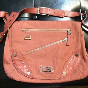 *REDUCED* Pink Guess cross-body bag.