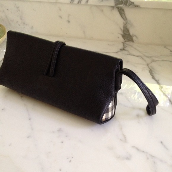Burberry black leather clutch