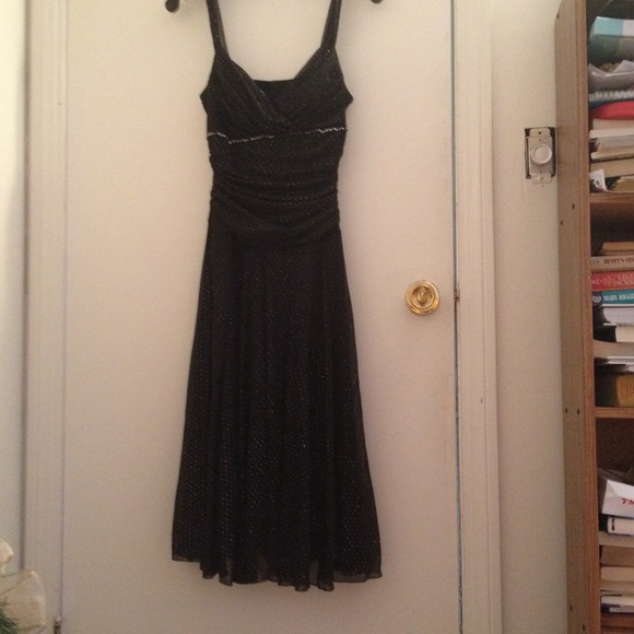 Dresses & Skirts - Black homecoming dress