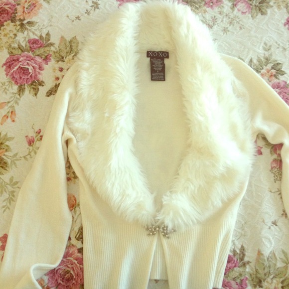 Xoxo sweater!