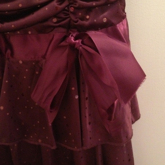 Plum homecoming dress - Picture 2 of 3