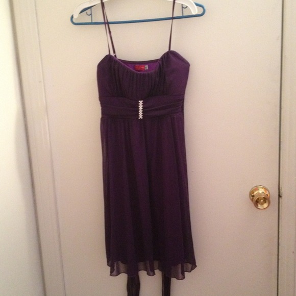 Dresses & Skirts - Purple homecoming dress