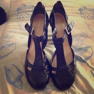 💥NEW!💥 Black real leather hidden toe heels!