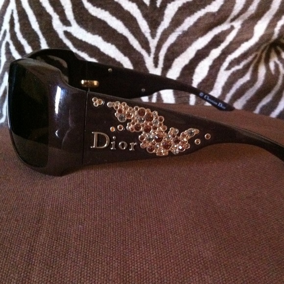 Dark brown Dior glasses