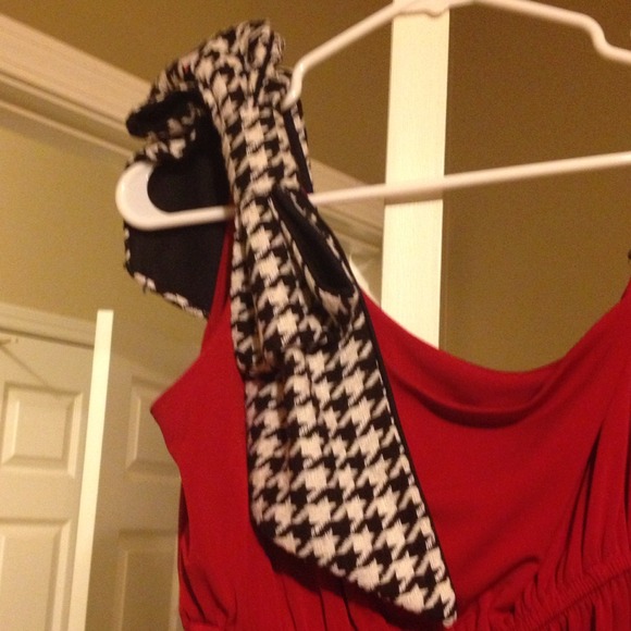 Judith March game day dress - Picture 2 of 4