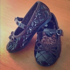 Toddler Size 5 Shoes